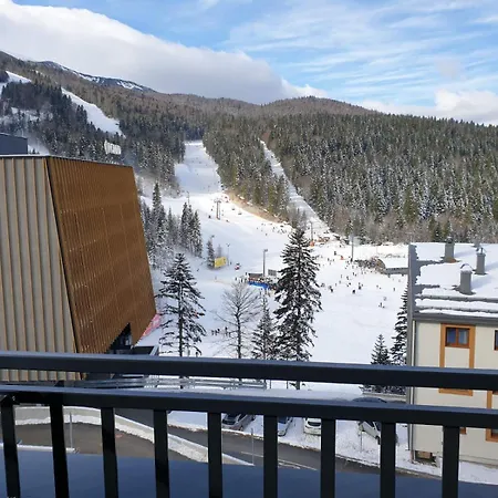 Mountain Escape Apartment